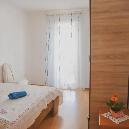 Sunrise Apartment