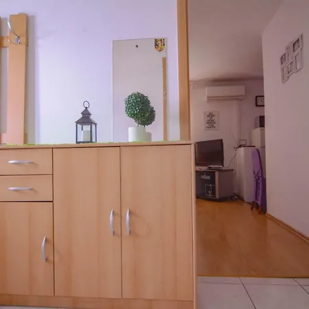 Sunrise Apartment